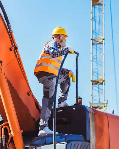 LEAPY services entrance banner guiding users to explore OEM, ODM, private label, custom fabric and global supply chain solutions for workwear and outdoor apparel